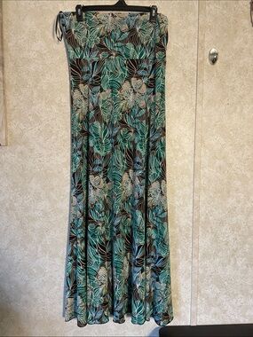 What’s Hot Strapless Floral Maxi Dress in Teal and Black Size L